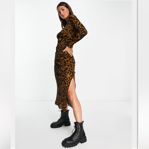 ASOS Topshop tall cut out twist front midi dress in multi bold animal print - Picture 5 of 11